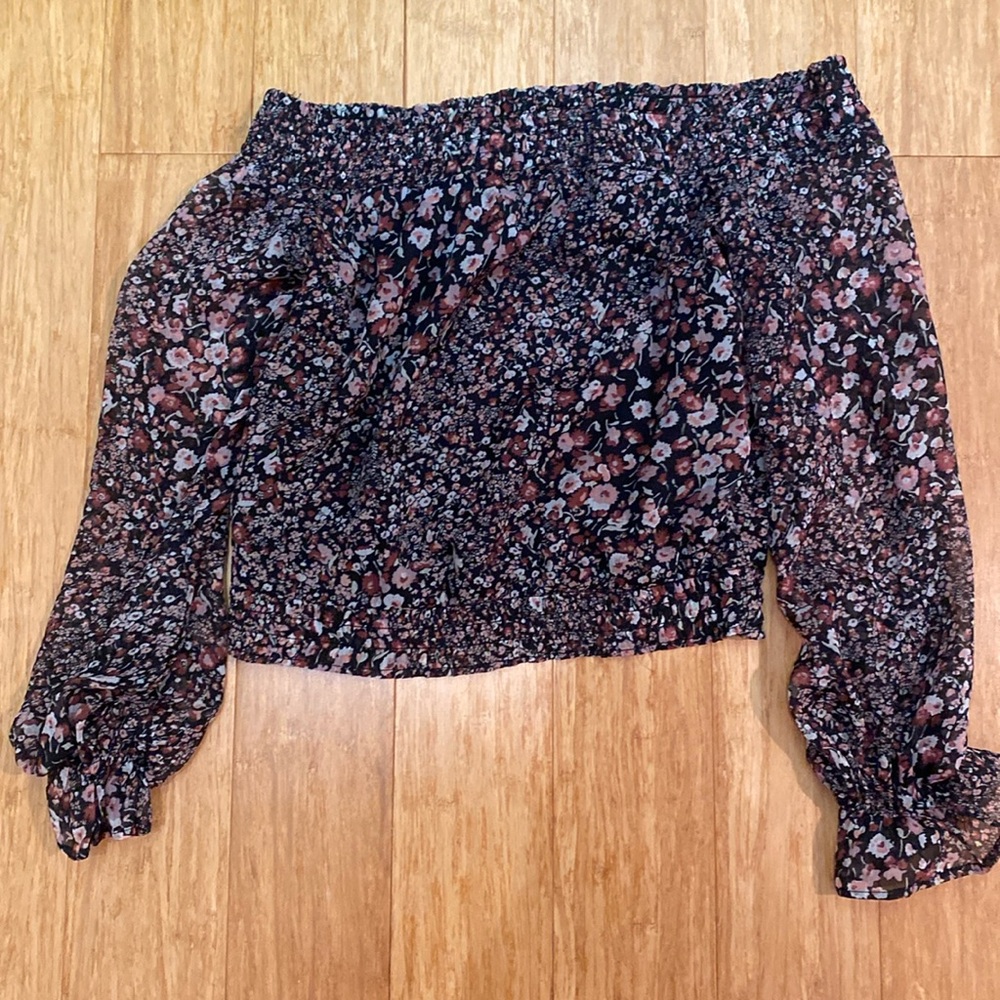 Abercrombie and Fitch floral top xxs